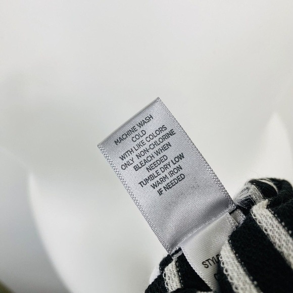 Avenue Plus Size 18 20 Striped Funnel Neck Pullover Top Black White 3/4 Sleeve - Picture 5 of 5
